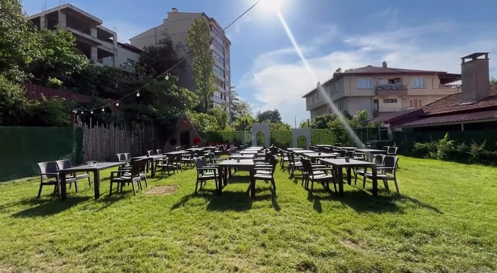 Lotus Kır Bahçesi Düğün Salonu