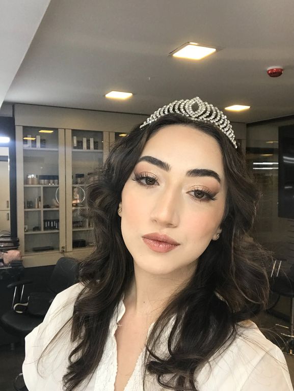 Şebnem Saymaz Make Up Artist