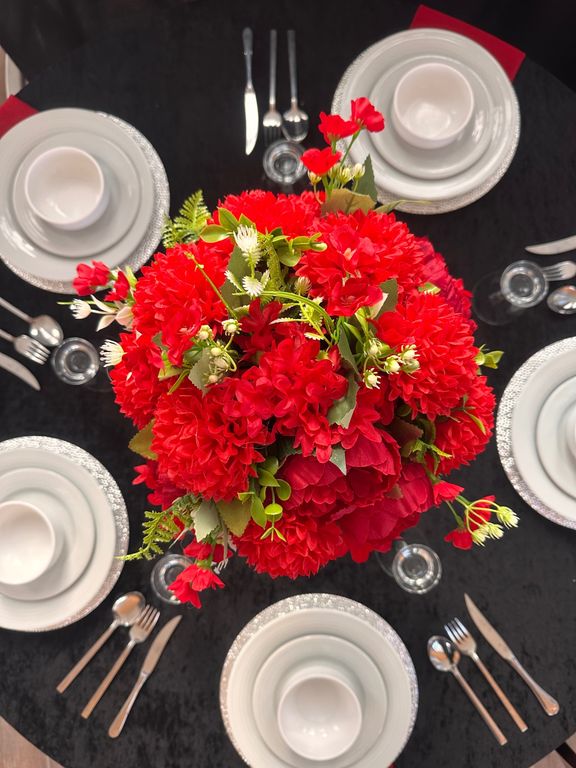 Lina Garden - 2583861