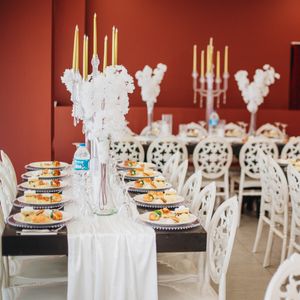 Helen Event House