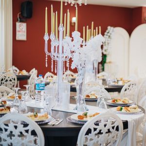Helen Event House