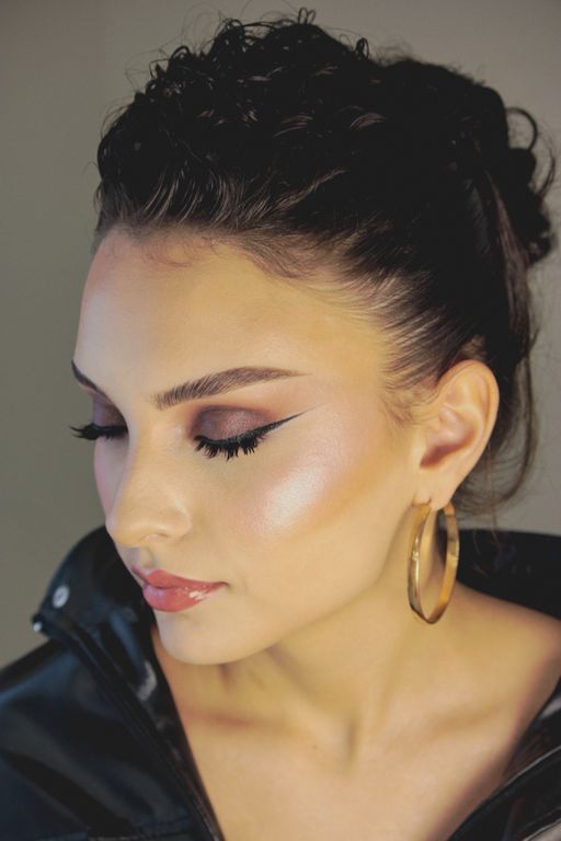 Bilge Ulu Makeup Hair