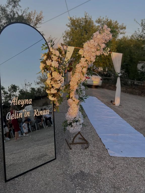 Esra Tasarım Organizasyon - 2598628