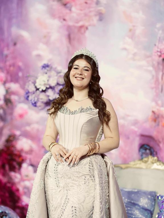 Beyza Tanyeli - 2606491
