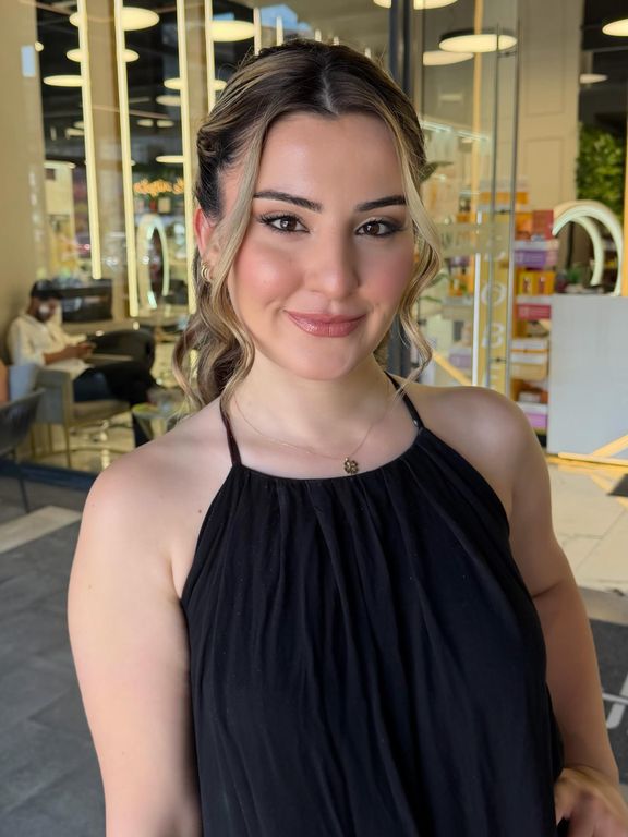 Beyza Tanyeli - 2606493