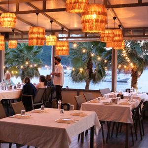 Poyraz Tako Balık Restaurant