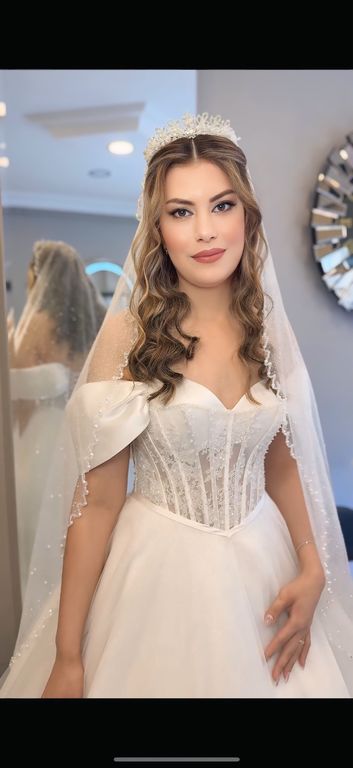 Durana Beauty - 2592145