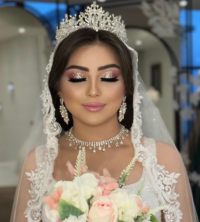 Durana Beauty - 2592860