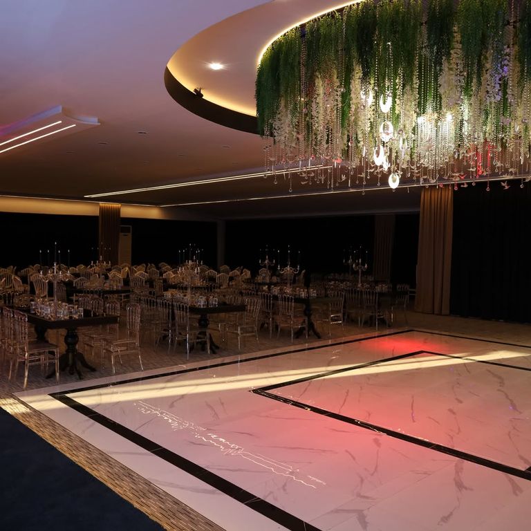 Luxury Davet