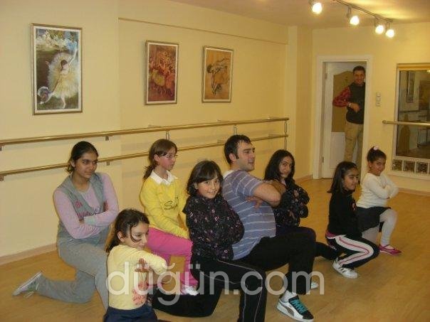 Mavi Nota Bale ve Müzik Kursu