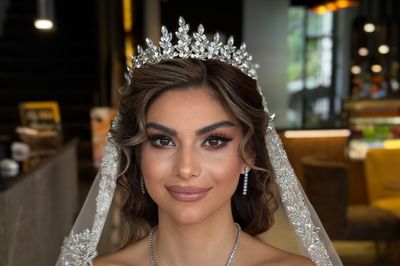 Emine Gürbüz Aura