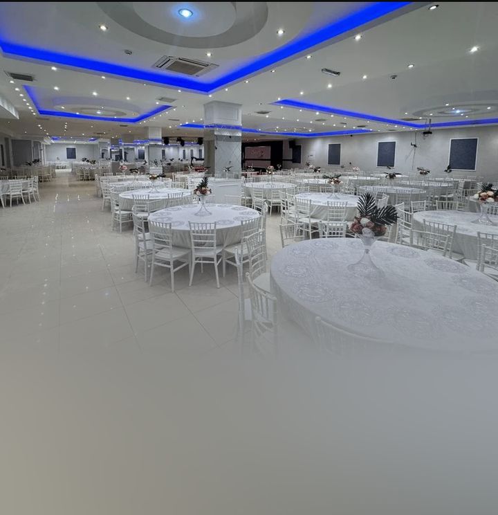 Şura Hall