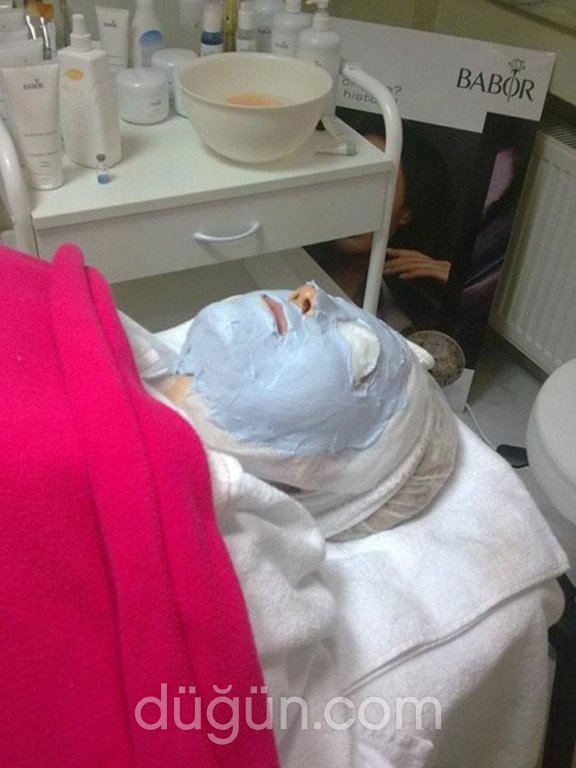 Ayperi Güzellik Salonu