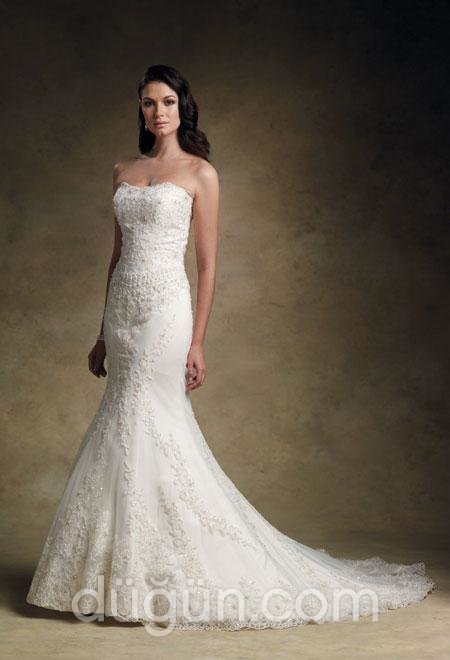 Taş İşlemeli Straplez Gelinlik