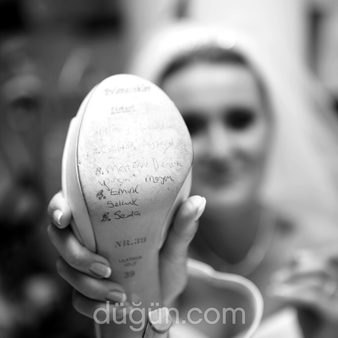 Hazel Tuncer Wedding Photographer