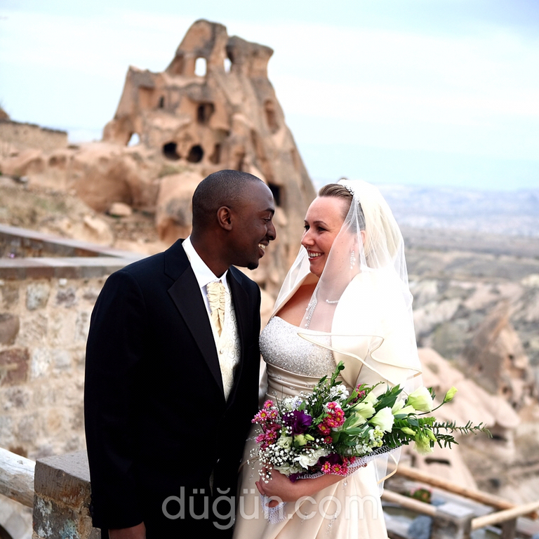 Hazel Tuncer Wedding Photographer