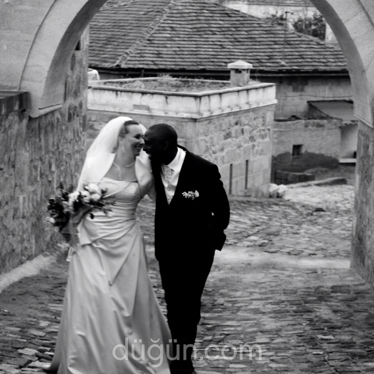 Hazel Tuncer Wedding Photographer