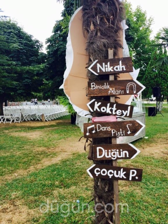 Nehirland Country Club