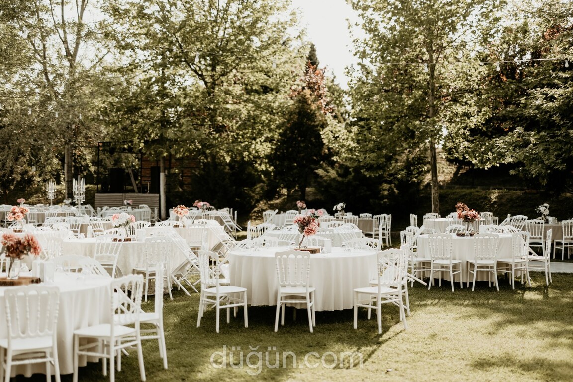 Nehir Kır Düğün Bahçesi