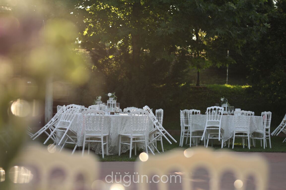 Nehir Kır Düğün Bahçesi