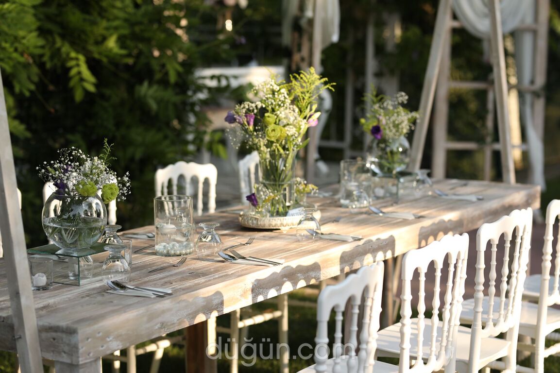 Nehir Kır Düğün Bahçesi