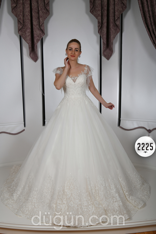 2225 Prenses kesim U yaka Romantik gelinlik - 1