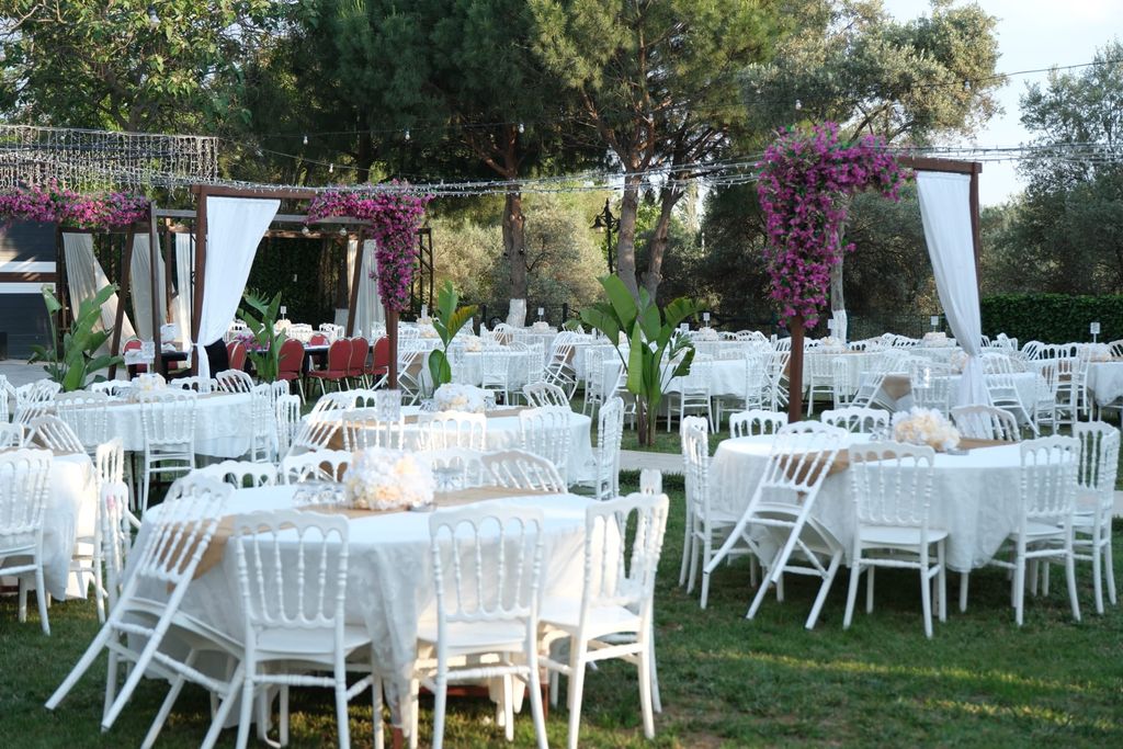 Havuzbaşı Erol'un Yeri