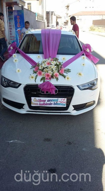 Çiçekçi Beyaz Gül