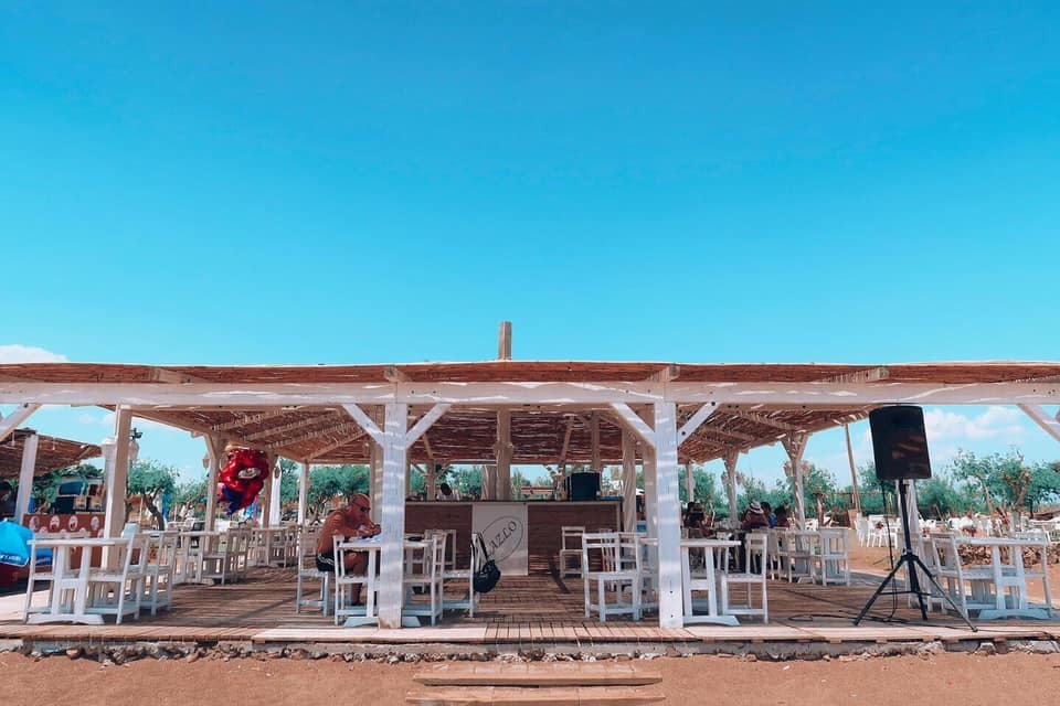 Lazlo Beach Club