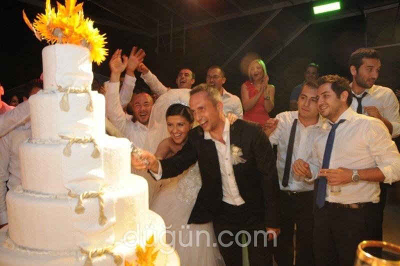 Servet Pastanesi 1983