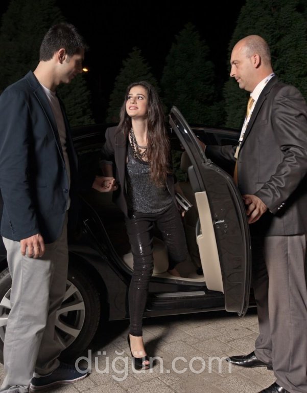 Bee34 Şoförlü Araç