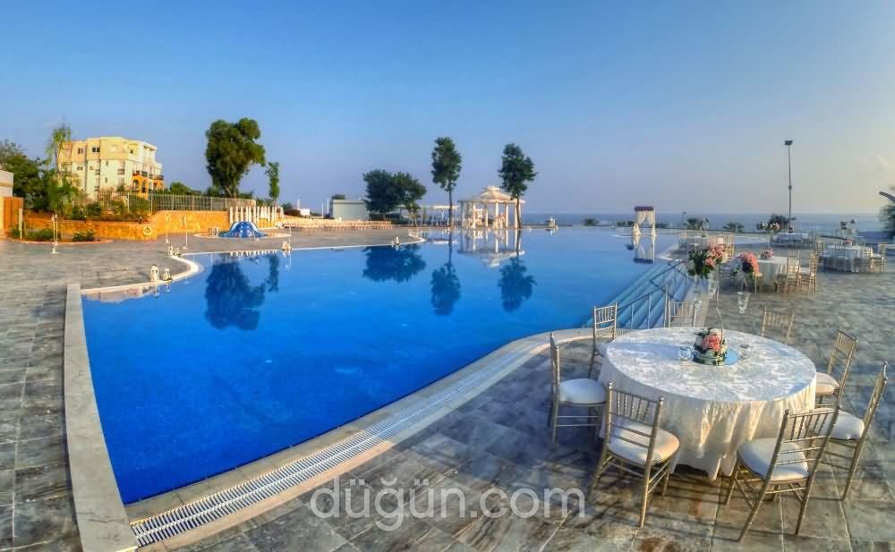 Jasmine Court Hotel & Casino