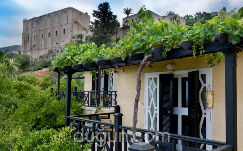 Bellapais Gardens Restaurant