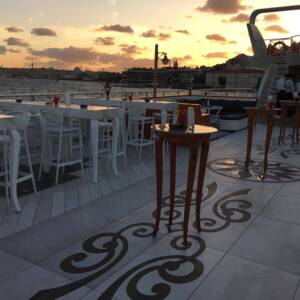 image-2079124