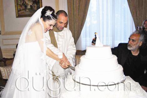 Nil Karaibrahimgil & Serdar Erener