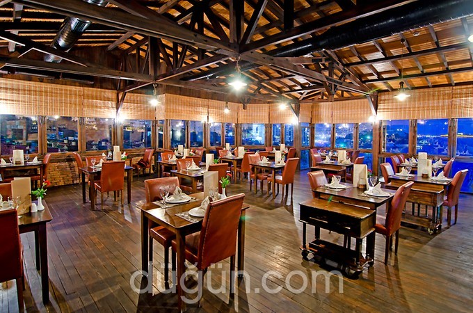 Korumar Hotel De Luxe