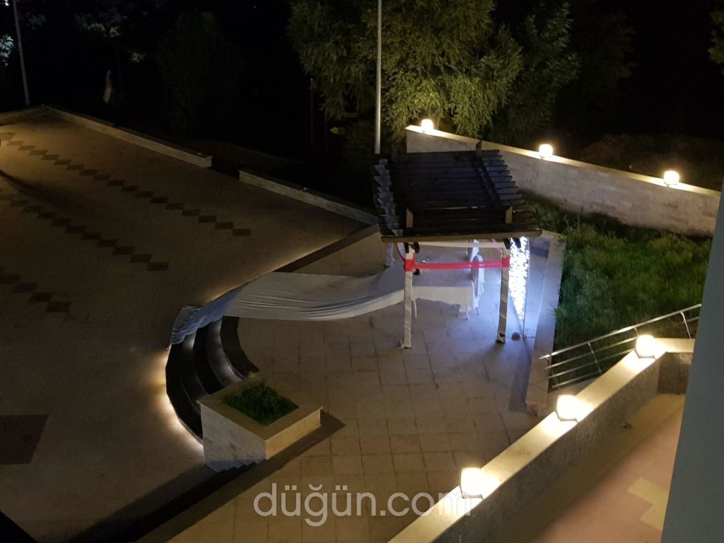 Adnan Menderes Üniversitesi Sosyal Tesisleri