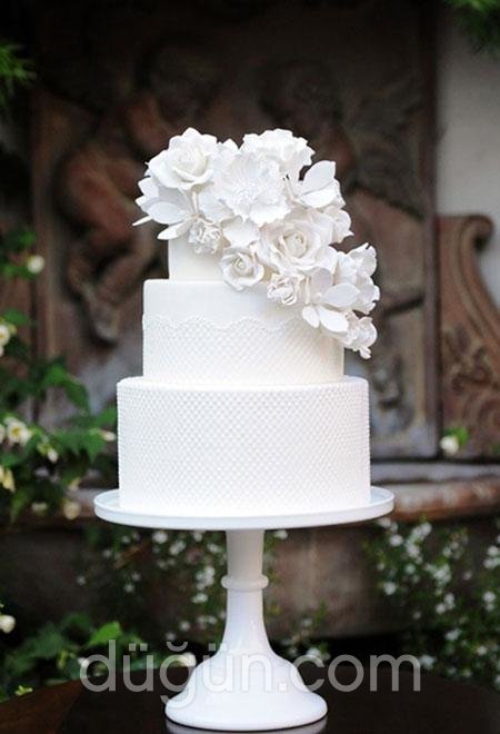 Beyaz Düğün Pastası