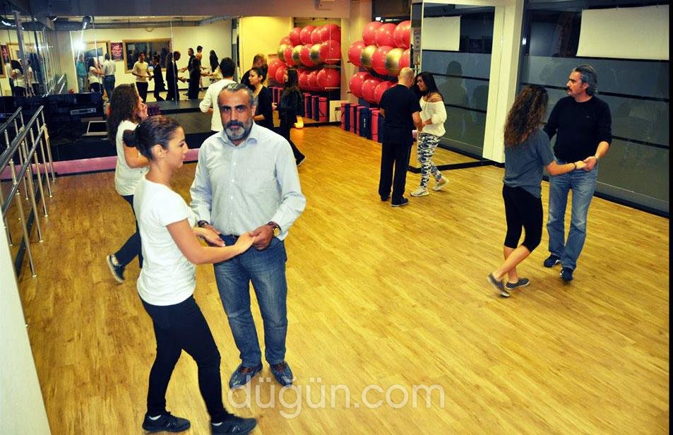 CES Dans ve Spor Stüdyosu