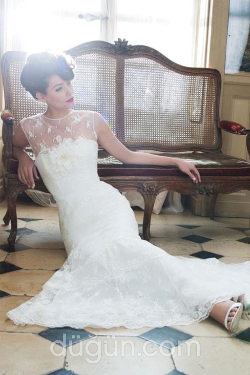 Kolsuz Gelinlik Modeli