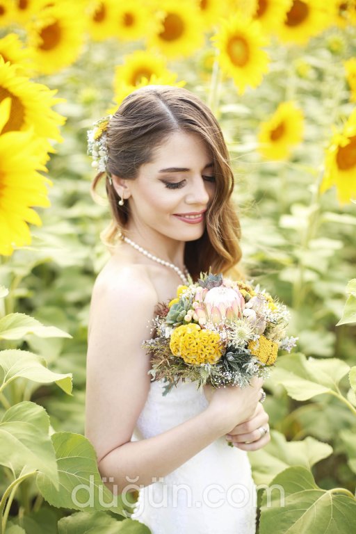 Day Light By Sinem Kobaner