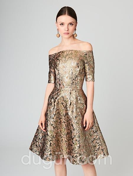 Kısa Nişan Gelinlikleri