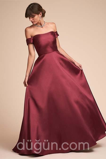 Düşük Omuzlu Nişan Elbisesi