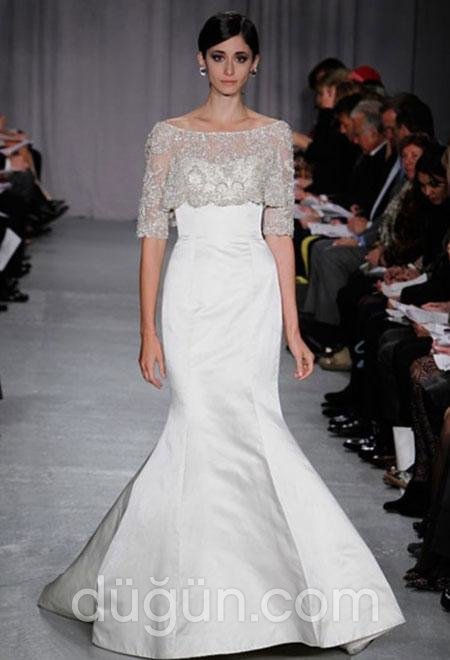 Kayık Yaka Gelinlik