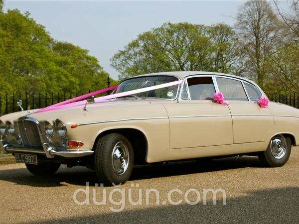 Klasik Jaguar Gelin Arabası