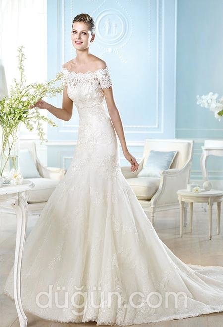 Düşük Omuzlu Gelinlik