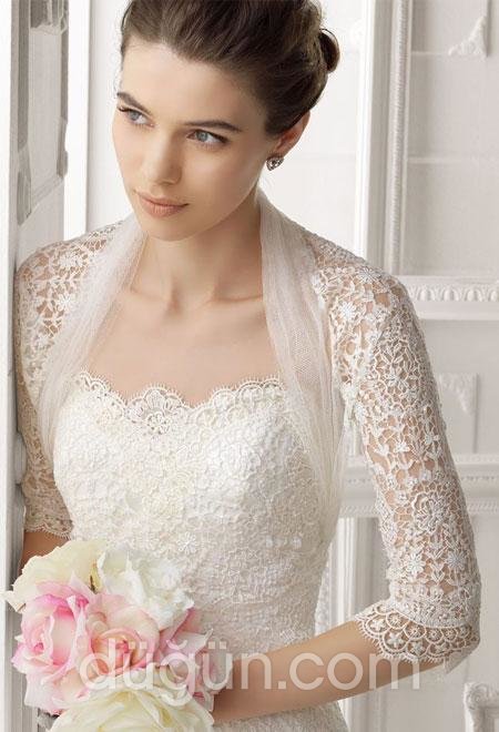 Dantel Kollu Gelinlik