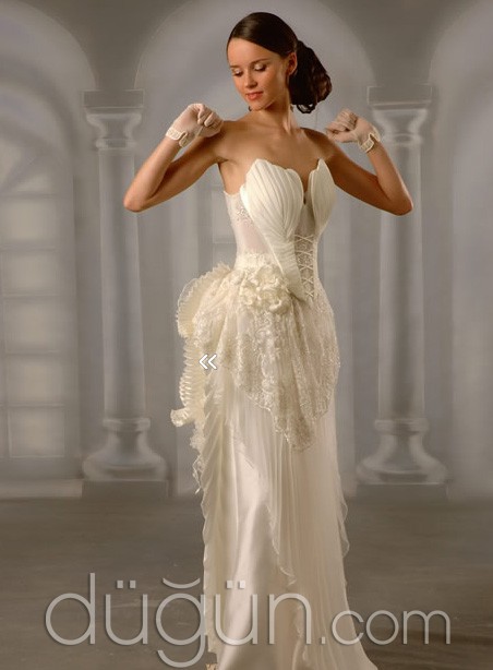 Sıradışı Gelinlik