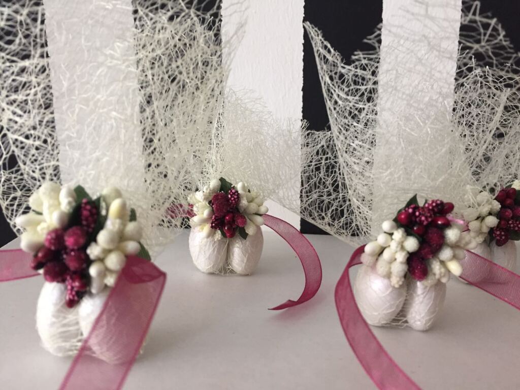 Tül Detaylı Çiçekli Nikah Şekeri