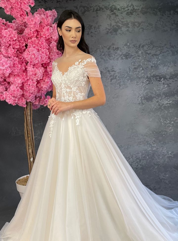 İllüzyon Yaka A Kesim Gelinlik